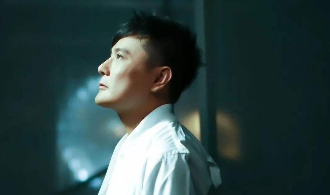 张信哲最新单曲，爱的旋律与日常趣事之美妙演绎