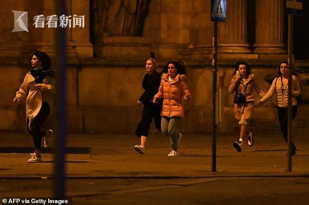 维也纳恐袭事件最新进展与背后的日常温情故事揭秘