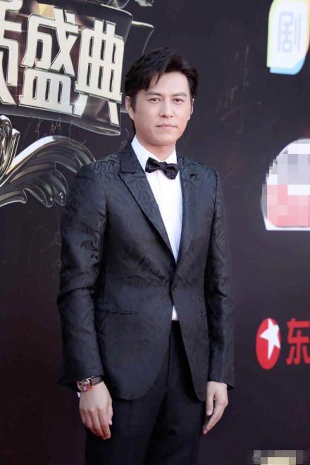 靳东最新发型，引领潮流的男士发型新风尚标杆
