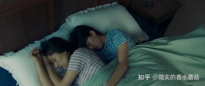 韩国最新女同电影，力量与自信的绽放